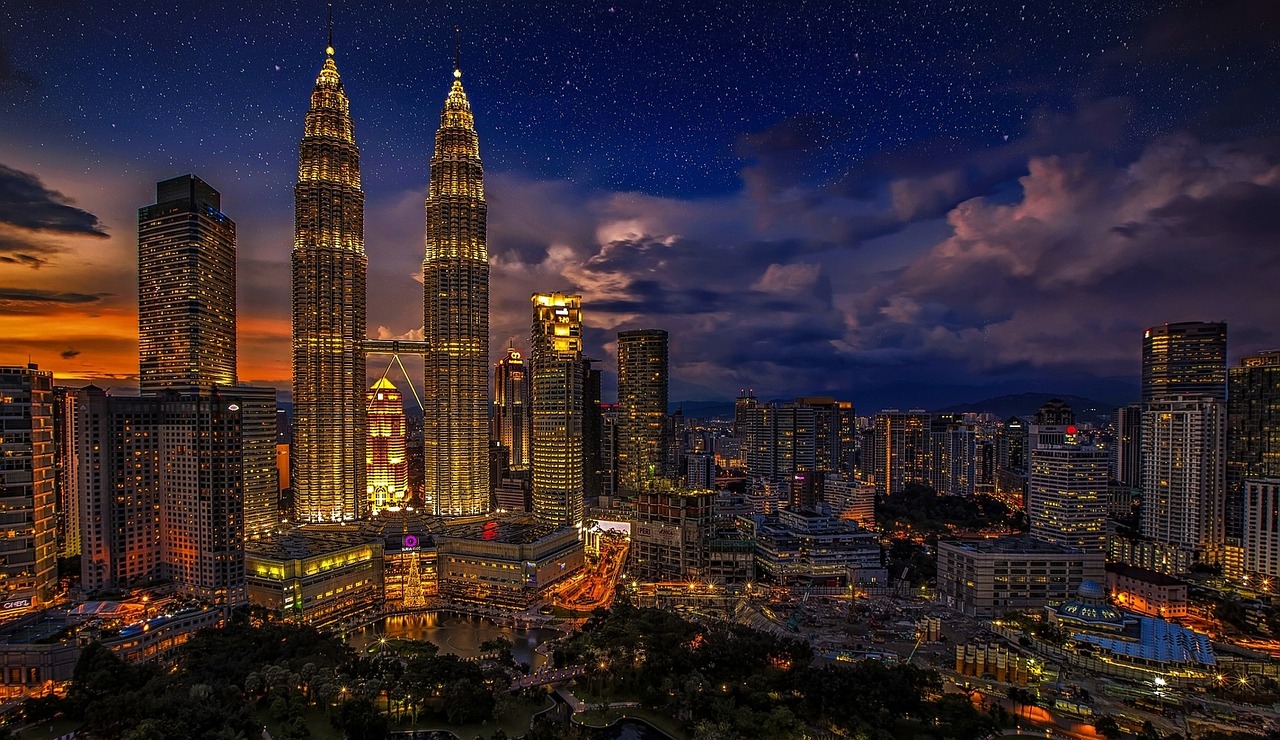 kuala lumpur, petronas twin towers, cityscape